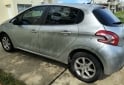 Autos - Peugeot 208 2014 Nafta 160000Km - En Venta