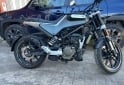 Motos - Husqvarna Svartpilen 200 2021 Nafta 9000Km - En Venta