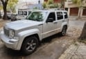 Camionetas - Jeep Cherokee liberty limited 2010 Nafta 230000Km - En Venta
