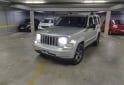 Camionetas - Jeep Cherokee liberty limited 2010 Nafta 230000Km - En Venta