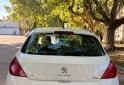 Autos - Peugeot Active HDI Sedan 5 puerta 2015 Diesel 114000Km - En Venta