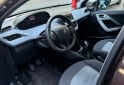 Autos - Peugeot 208 2013 Nafta 109600Km - En Venta