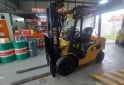 Camiones y Gr�as - Caterpiller autoelevador - En Venta