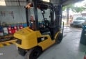 Camiones y Gr�as - Caterpiller autoelevador - En Venta