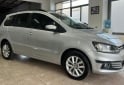 Autos - Volkswagen SURAN HIGHLINE 2015 Nafta 110000Km - En Venta