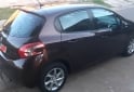 Autos - Peugeot 208 allure 2013 Nafta 125000Km - En Venta