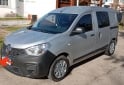 Utilitarios - Renault Kangoo 2020 Nafta 88000Km - En Venta