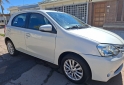 Autos - Toyota Etios 2015 Nafta 140000Km - En Venta