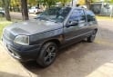 Autos - Renault Clio 1997 Nafta 257000Km - En Venta