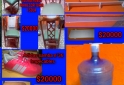Hogar - Vendo camas,espejo ,estantes valijas sillita para comer cómoda zapatillas para niños y varios artículos impecables - En Venta