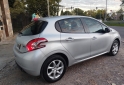 Autos - Peugeot 208 2014 Nafta 132000Km - En Venta
