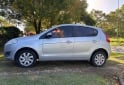 Autos - Fiat Palio Attractive 2015 Nafta 144000Km - En Venta