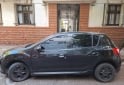 Autos - Renault Sandero privilege 1.6 2015 Nafta 82400Km - En Venta