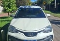 Autos - Toyota Etios 2017 Nafta 103000Km - En Venta