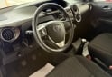 Autos - Toyota Etios XLS 2016 Nafta 124000Km - En Venta