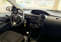 Autos - Toyota Etios XLS 2016 Nafta 124000Km - En Venta