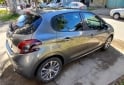 Autos - Peugeot 208 allure 2017 Nafta 117600Km - En Venta