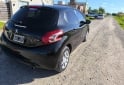 Autos - Peugeot 208 2013 Nafta 240000Km - En Venta