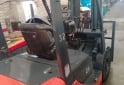 Camiones y Gr�as - Autoelevador 2500 Kg - En Venta