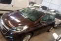 Autos - Peugeot 208 2018 Nafta 100000Km - En Venta
