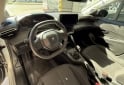 Autos - Peugeot 208 2022 Nafta 36000Km - En Venta