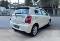Autos - Toyota Etios 2015 Nafta - En Venta