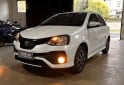 Autos - Toyota Etios 2023 Nafta 25000Km - En Venta