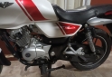 Motos - Bajaj V15 2018 Nafta 11500Km - En Venta