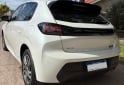 Autos - Peugeot 208 2024 Nafta 27000Km - En Venta