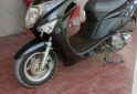Motos - Zanella Scooter 2018 Nafta 2100Km - En Venta