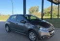 Autos - Peugeot 208 2016 Nafta 135000Km - En Venta