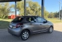 Autos - Peugeot 208 2016 Nafta 135000Km - En Venta