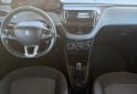 Autos - Peugeot 208 2016 Nafta 135000Km - En Venta
