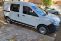 Utilitarios - Renault Kangoo 5 asientos 2020 Nafta 198000Km - En Venta
