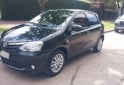 Autos - Toyota ETIOS XLS 2013 Nafta 134000Km - En Venta