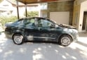 Autos - Fiat GRAND SIENA 1,6  FULL 2015 Nafta 109000Km - En Venta