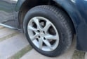 Autos - Peugeot 208 Allure Touchscreen 2015 Nafta 100000Km - En Venta