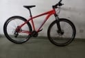 Deportes - Rod 29 cuadro ALUMINIO con SUSPENSI�N LLANTAS DOBLE PARED FRENO A DISCO zona centro rosario  Marca VENZO - En Venta