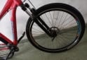Deportes - Rod 29 cuadro ALUMINIO con SUSPENSI�N LLANTAS DOBLE PARED FRENO A DISCO zona centro rosario  Marca VENZO - En Venta