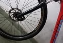 Deportes - Rod 29 cuadro ALUMINIO con SUSPENSI�N LLANTAS DOBLE PARED FRENO A DISCO zona centro rosario  Marca VENZO - En Venta