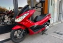 Motos - Honda PCX 150 2017 Nafta 9800Km - En Venta