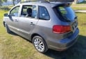 Autos - Volkswagen Suran Highline 2015 Nafta 105000Km - En Venta