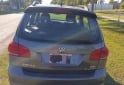 Autos - Volkswagen Suran Highline 2015 Nafta 105000Km - En Venta