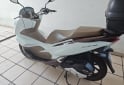 Motos - Honda PCX- DLX 2022 Nafta 27000Km - En Venta