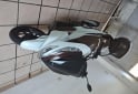 Motos - Honda PCX- DLX 2022 Nafta 27000Km - En Venta