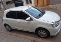 Autos - Toyota Etios xls 2016 Nafta 120000Km - En Venta