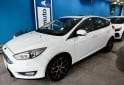 Autos - Ford Focus 5p titanium AT 2017 Nafta 117000Km - En Venta