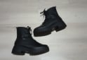 Indumentaria - Borcegos marca Piccadilly como nuevos - En Venta