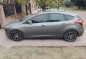 Autos - Ford Focus titanium 2.0 2016 Nafta 120000Km - En Venta
