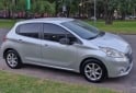 Autos - Peugeot 208 touchscreen 1.5 titul 2014 Nafta 120000Km - En Venta